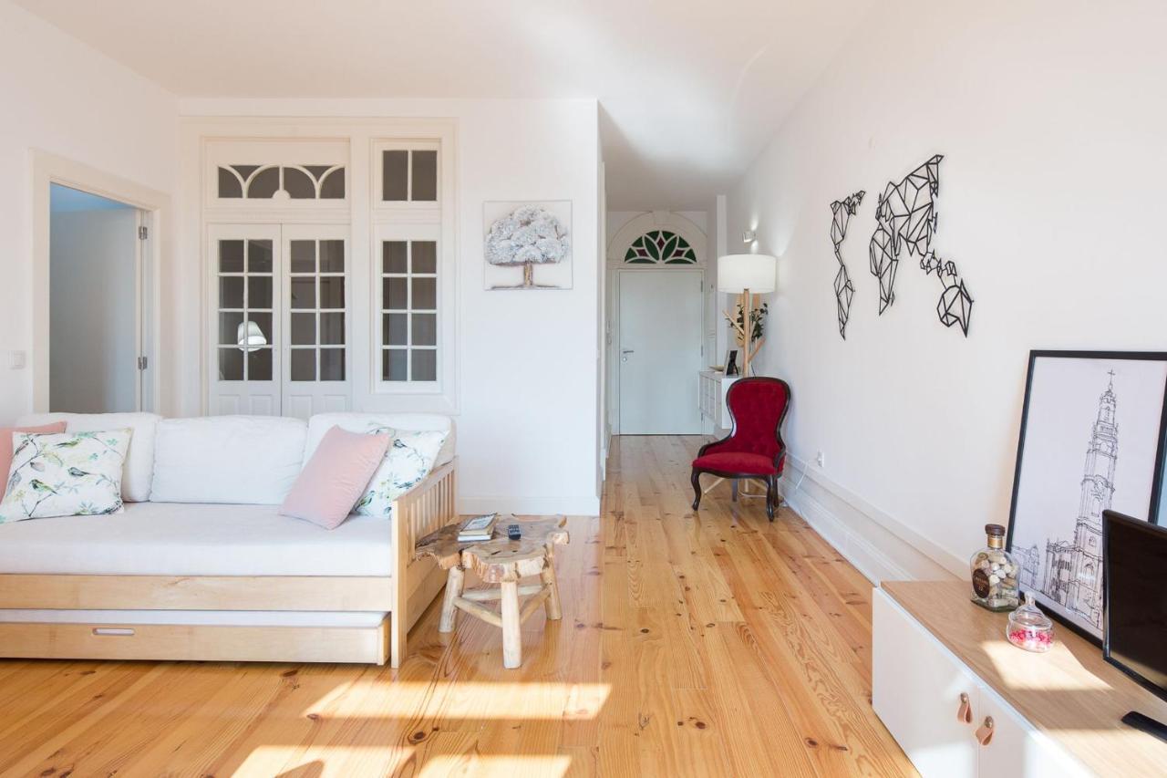 Lovelystay - Martires Boutique Flat بورتو المظهر الخارجي الصورة