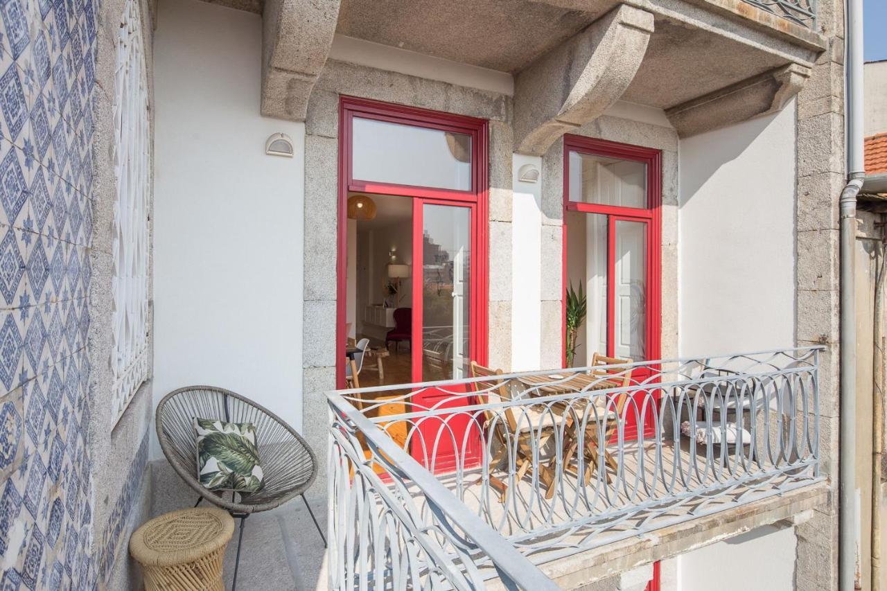 Lovelystay - Martires Boutique Flat بورتو المظهر الخارجي الصورة